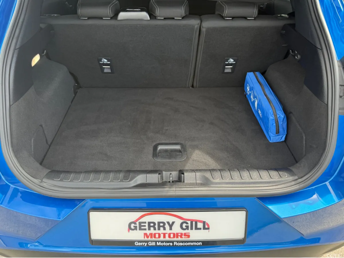 Ford Puma MPV, Petrol Hybrid, 2023, Blue
