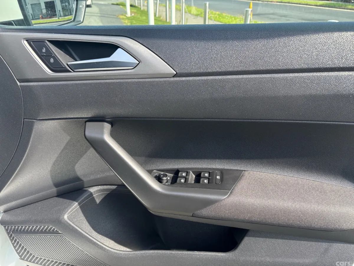 Volkswagen Polo Hatchback, Petrol, 2019, White