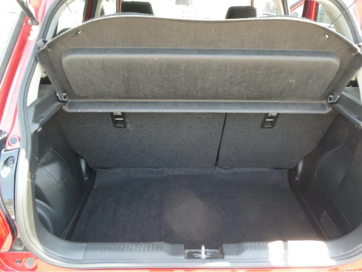 Suzuki Swift Hatchback, Petrol Hybrid, 2017, Red