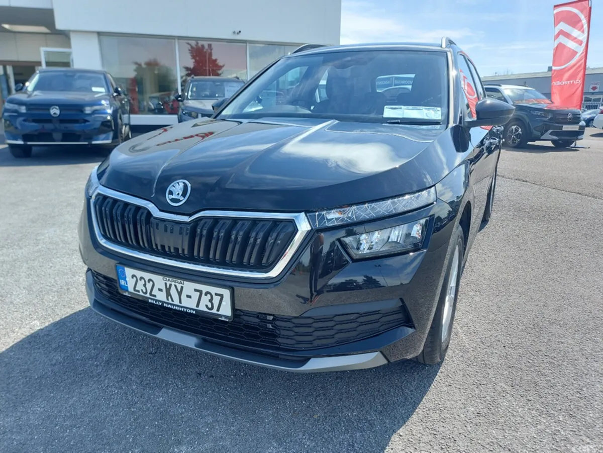 Skoda Kamiq Hatchback, Petrol, 2023, Black