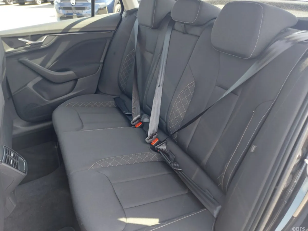 Skoda Kamiq Hatchback, Petrol, 2023, Black