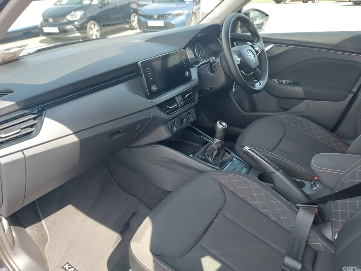 Skoda Kamiq Hatchback, Petrol, 2023, Black