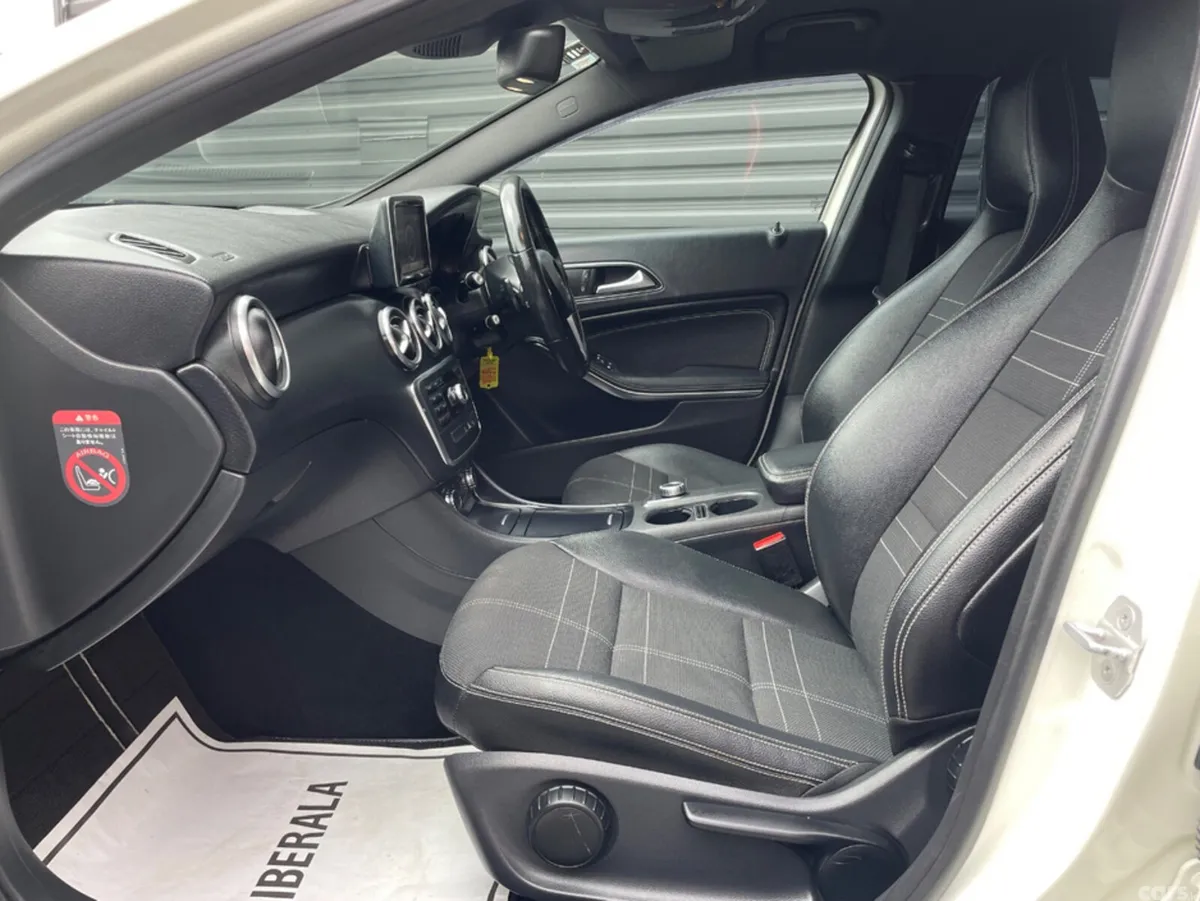 Mercedes-Benz A-Class Hatchback, Petrol, 2015, White