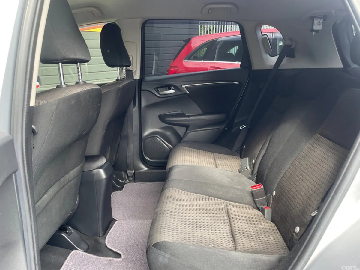 Honda Fit Hatchback, Petrol Hybrid, 2017, Silver