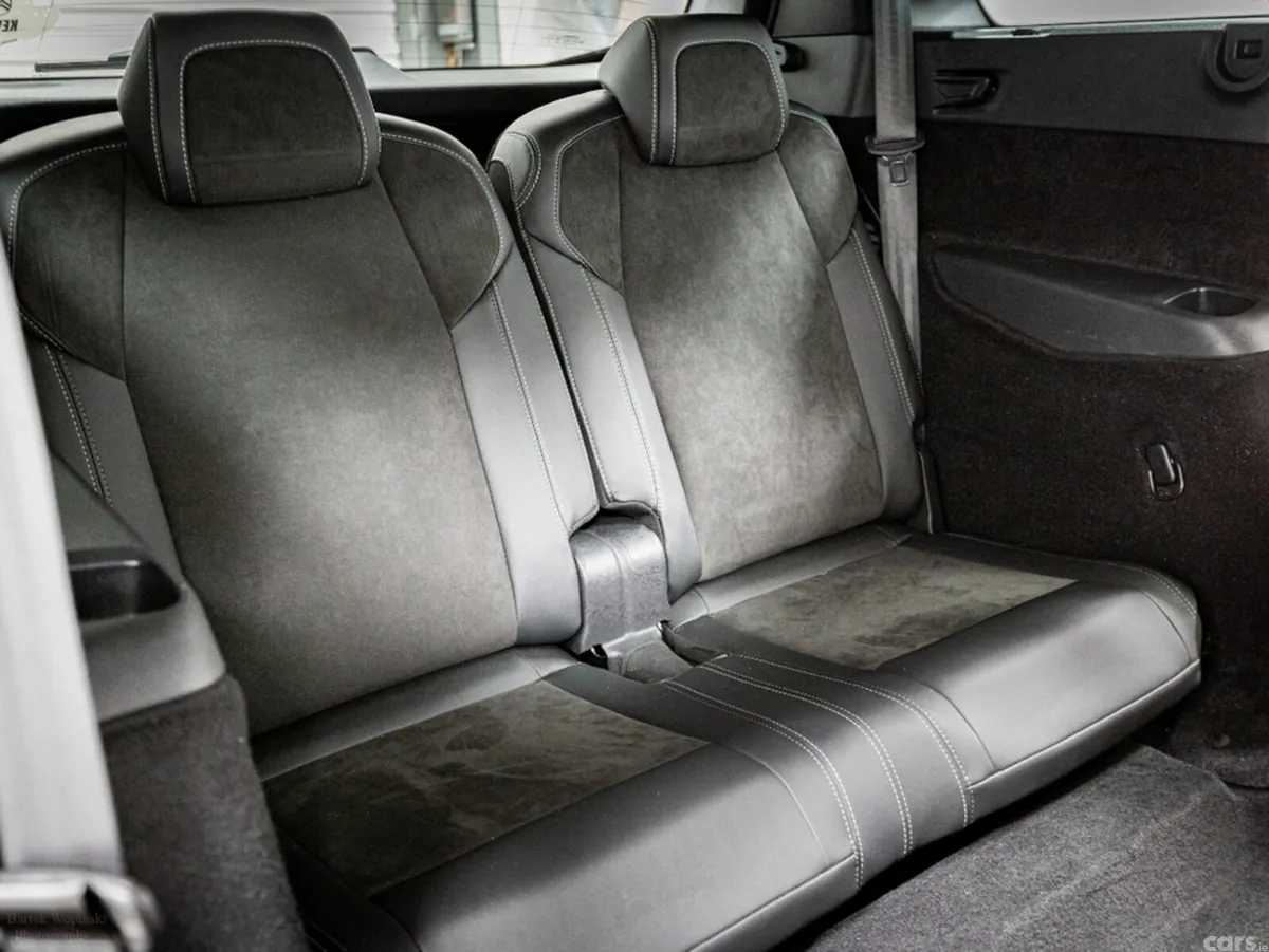 Peugeot 5008 SUV, Petrol Hybrid, 2025, White