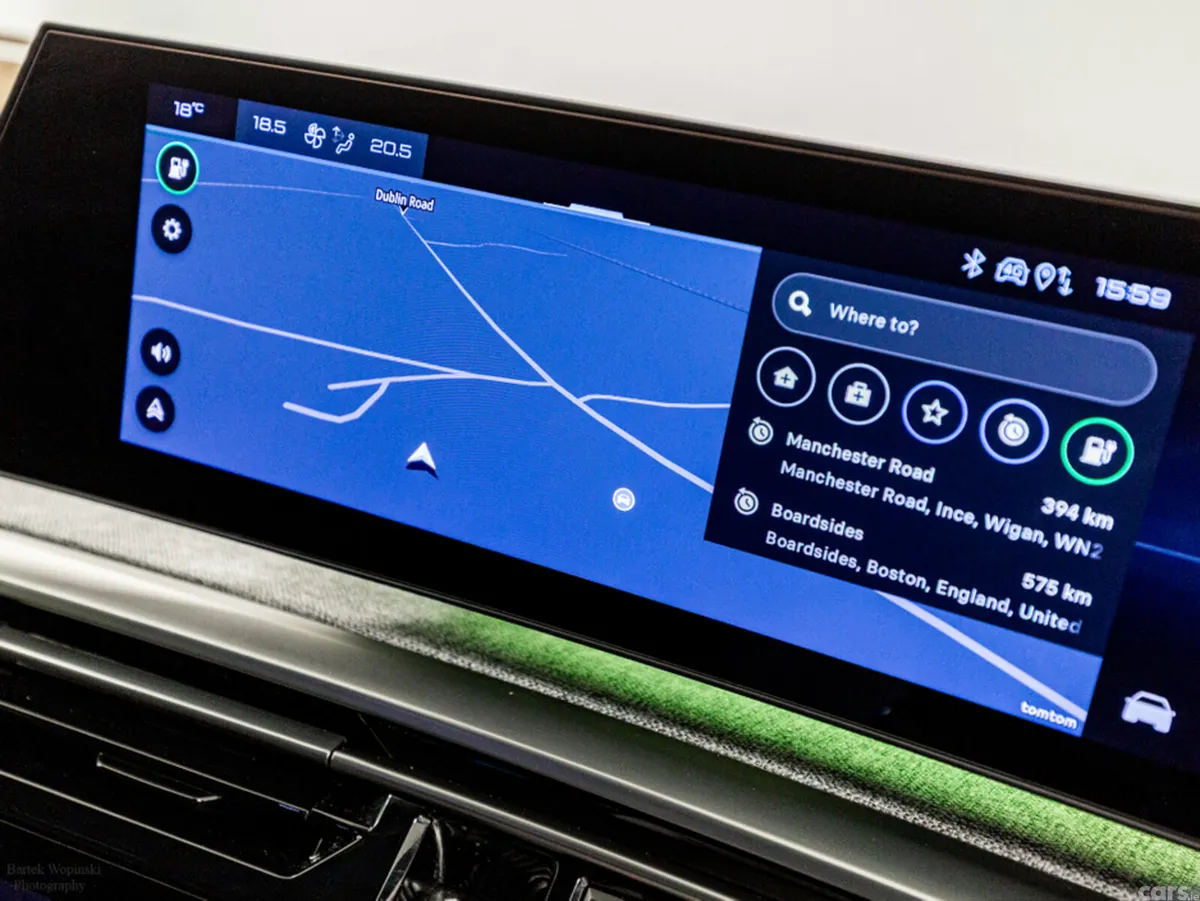Peugeot 5008 SUV, Petrol Hybrid, 2025, White