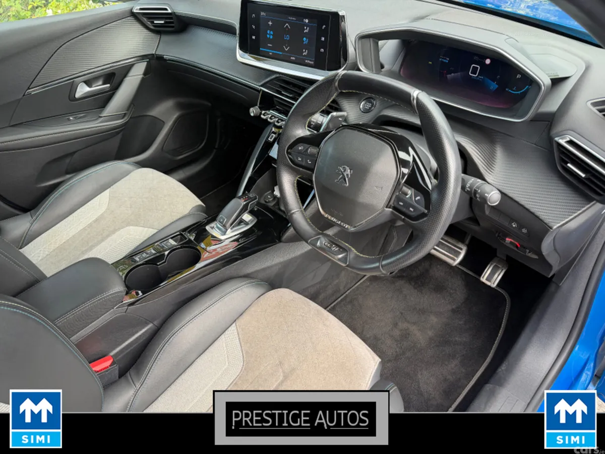 Peugeot 208 Hatchback, Petrol, 2021, Blue