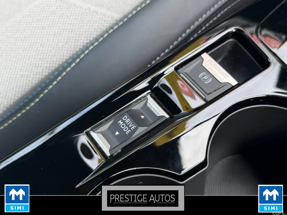 Peugeot 208 Hatchback, Petrol, 2021, Blue