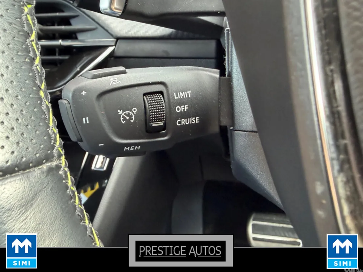 Peugeot 208 Hatchback, Petrol, 2021, Blue