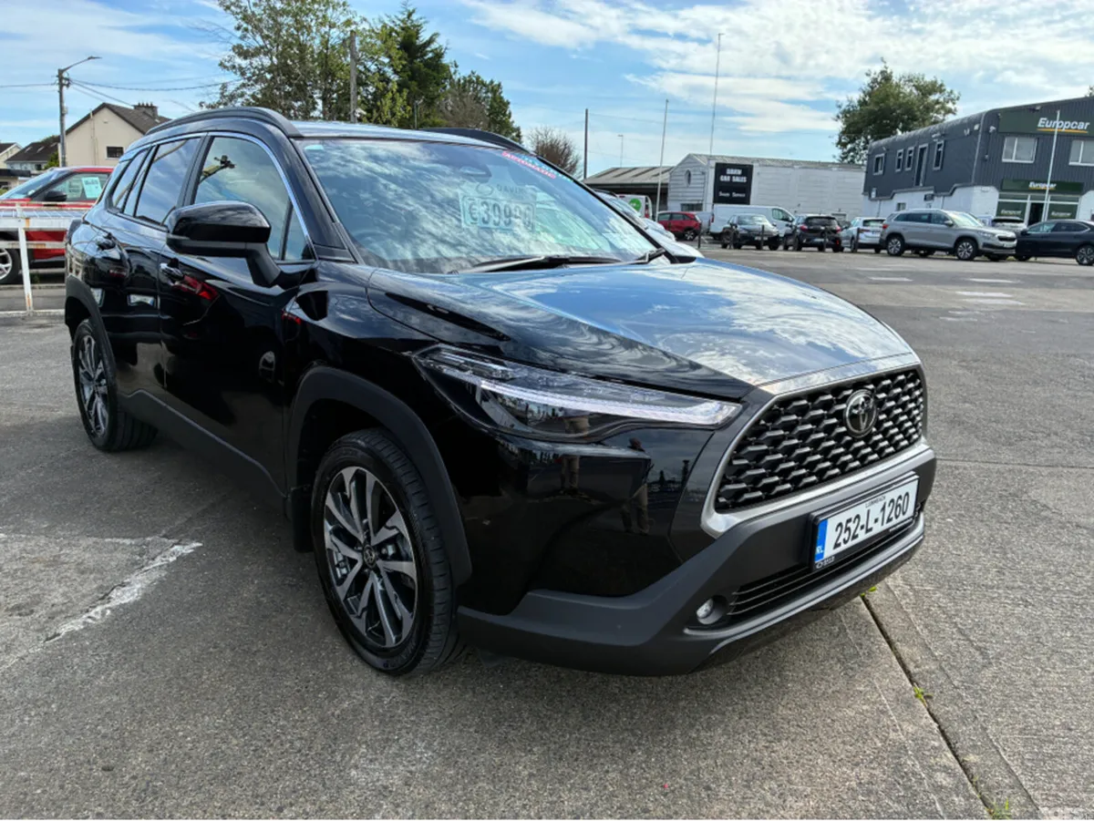 Toyota Corolla SUV, Petrol Hybrid, 2025, Black