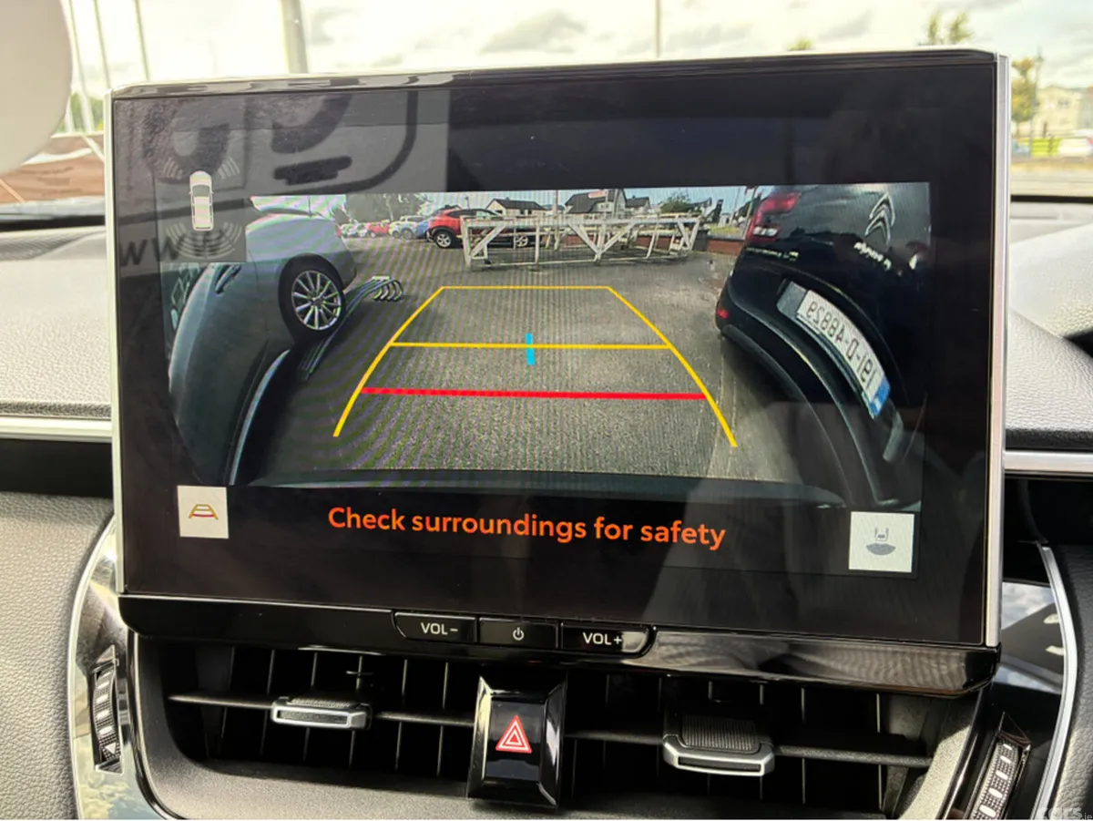 Toyota Corolla SUV, Petrol Hybrid, 2025, Black