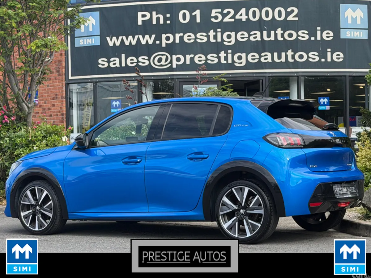 Peugeot 208 Hatchback, Petrol, 2021, Blue
