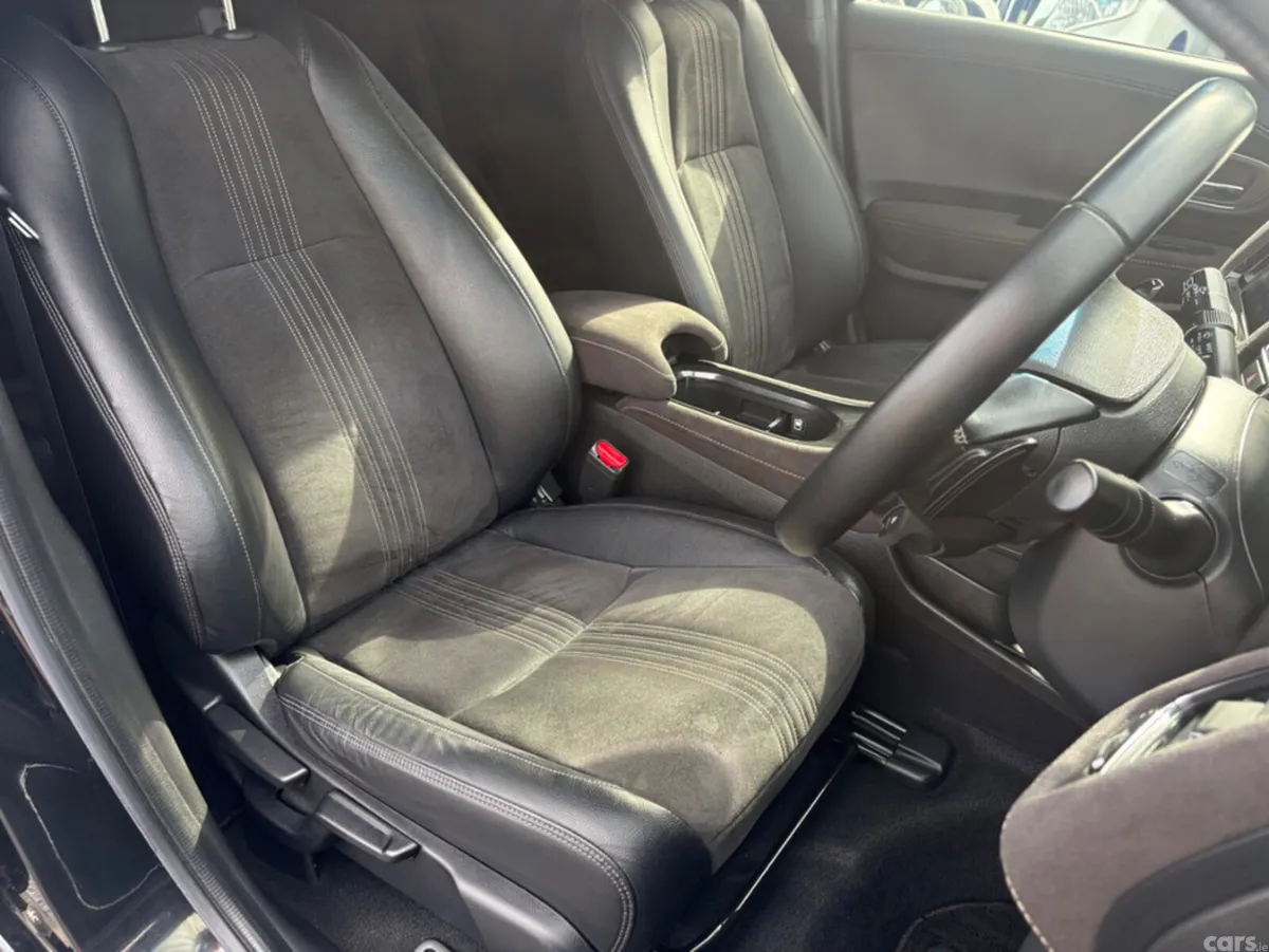 Honda Vezel MPV, Petrol Hybrid, 2018, Black