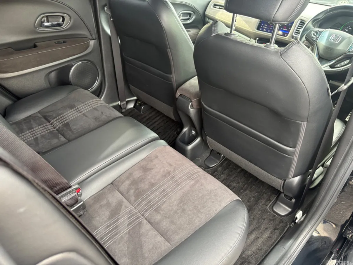 Honda Vezel MPV, Petrol Hybrid, 2018, Black