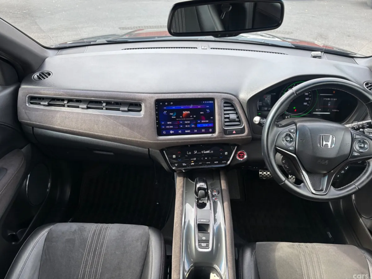 Honda Vezel MPV, Petrol Hybrid, 2018, Black