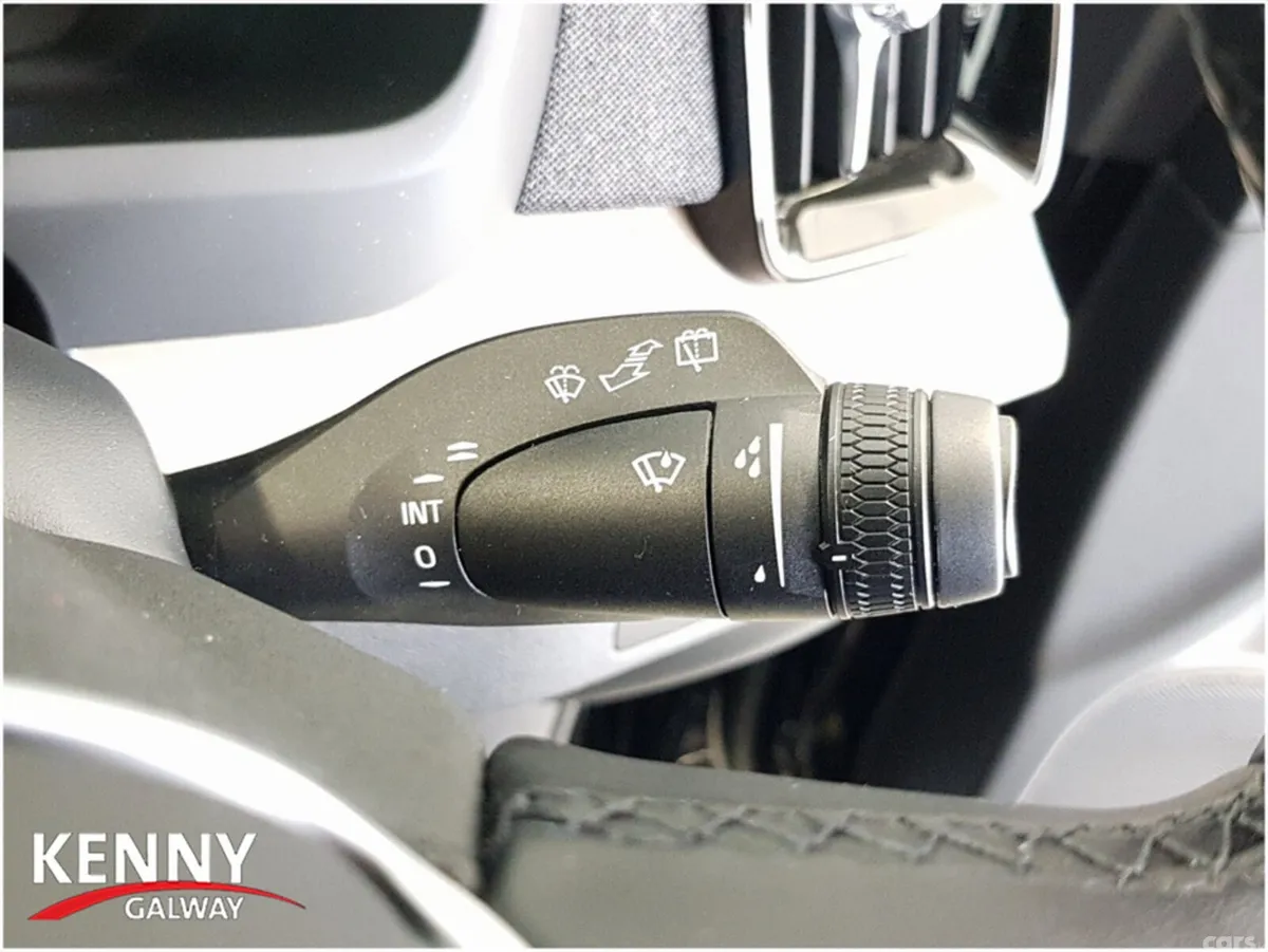 Volvo XC90 Estate, Petrol Hybrid, 2026, Black
