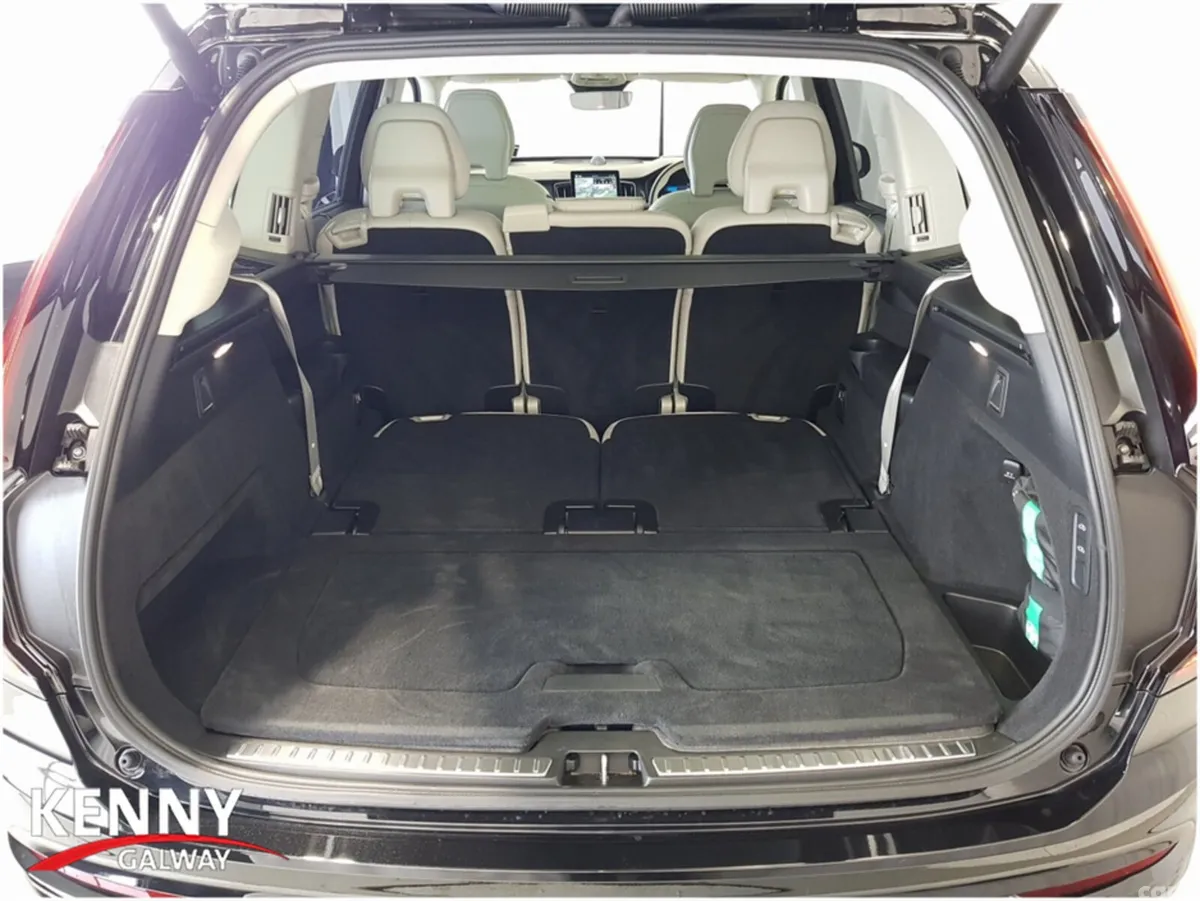 Volvo XC90 Estate, Petrol Hybrid, 2026, Black
