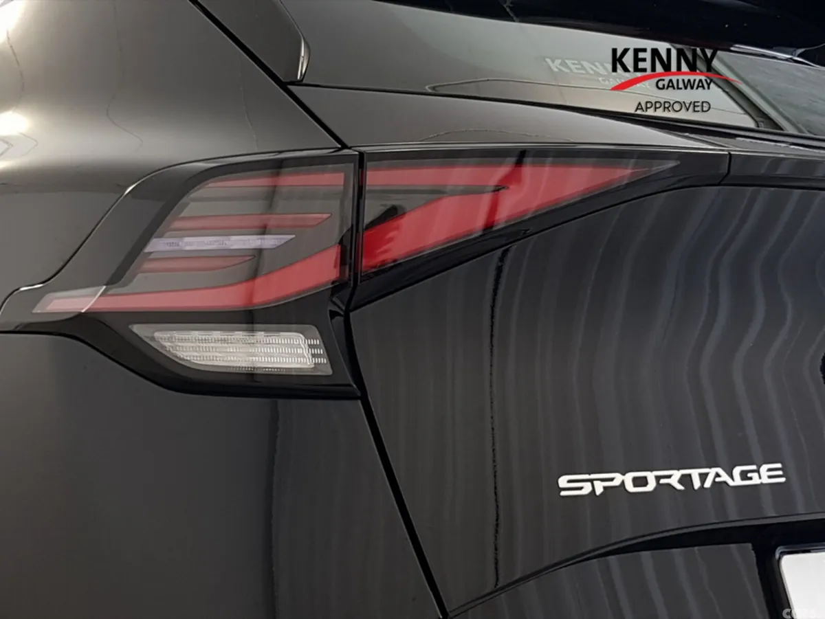 Kia Sportage Estate, Petrol Plug-in Hybrid, 2025, Black