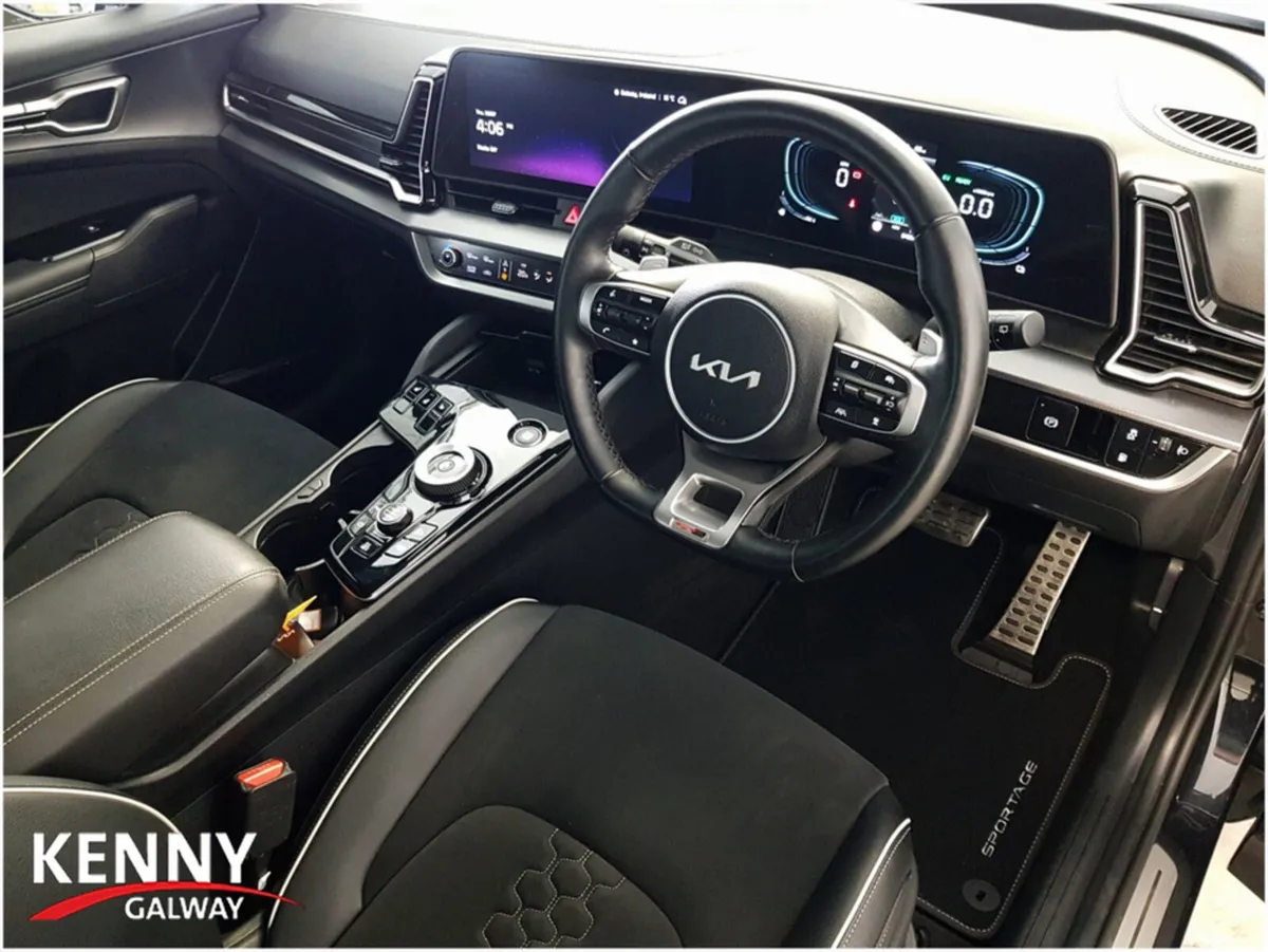 Kia Sportage Estate, Petrol Plug-in Hybrid, 2025, Black