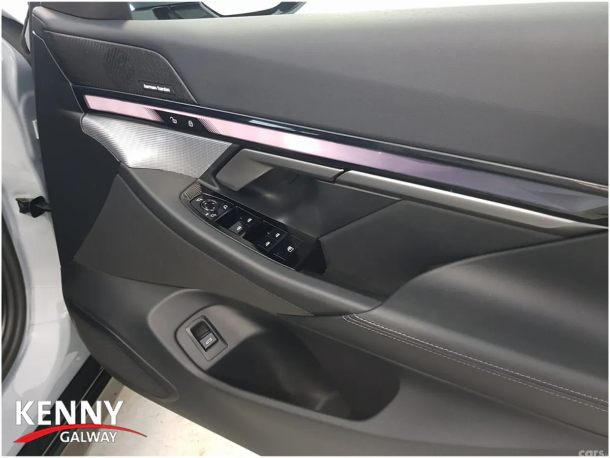BMW i5 Saloon, Electric, 2025, Grey