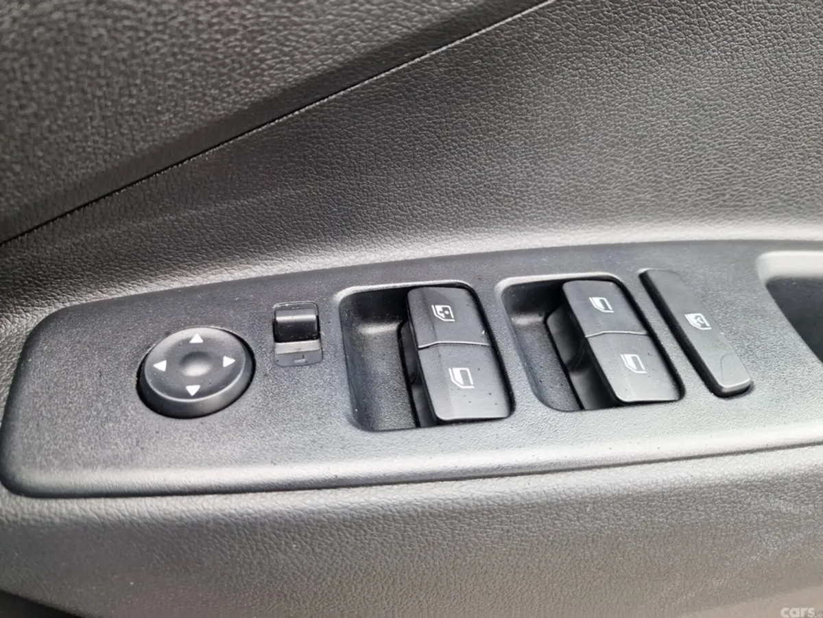 Hyundai i10 Hatchback, Petrol, 2023, Grey