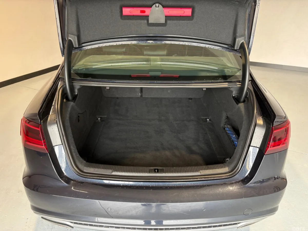 Audi A6 Saloon, Diesel, 2017, Blue
