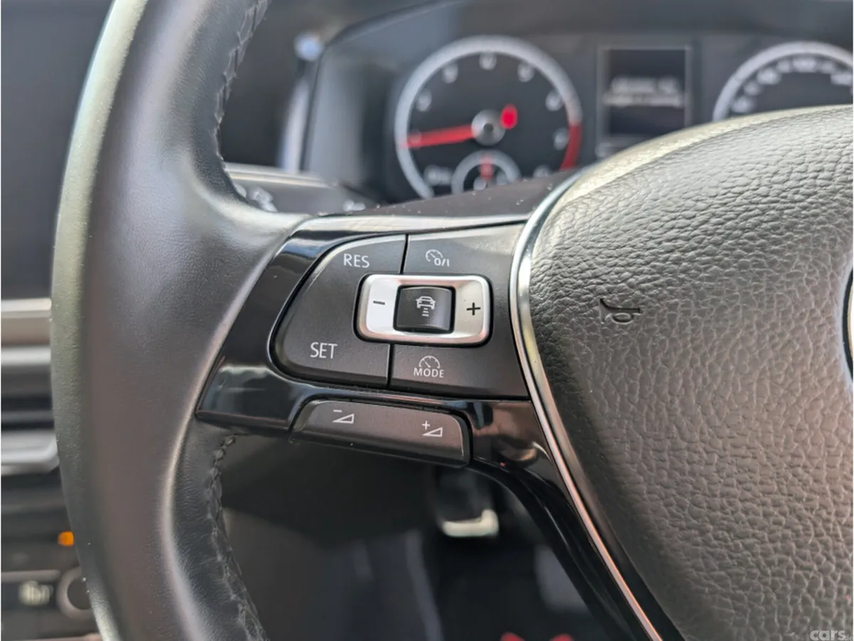 Volkswagen Polo Hatchback, Petrol, 2021, White