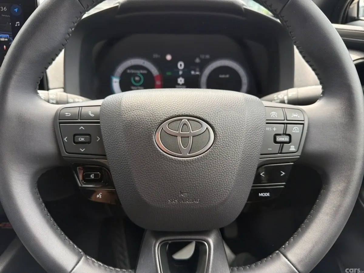 Toyota C-HR SUV, Petrol Hybrid, 2026, White