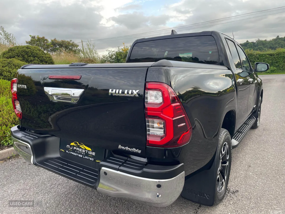 Toyota Hilux Pick Up, Diesel, 2024, Black