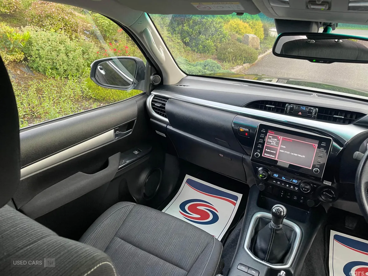 Toyota Hilux Pick Up, Diesel, 2024, Black