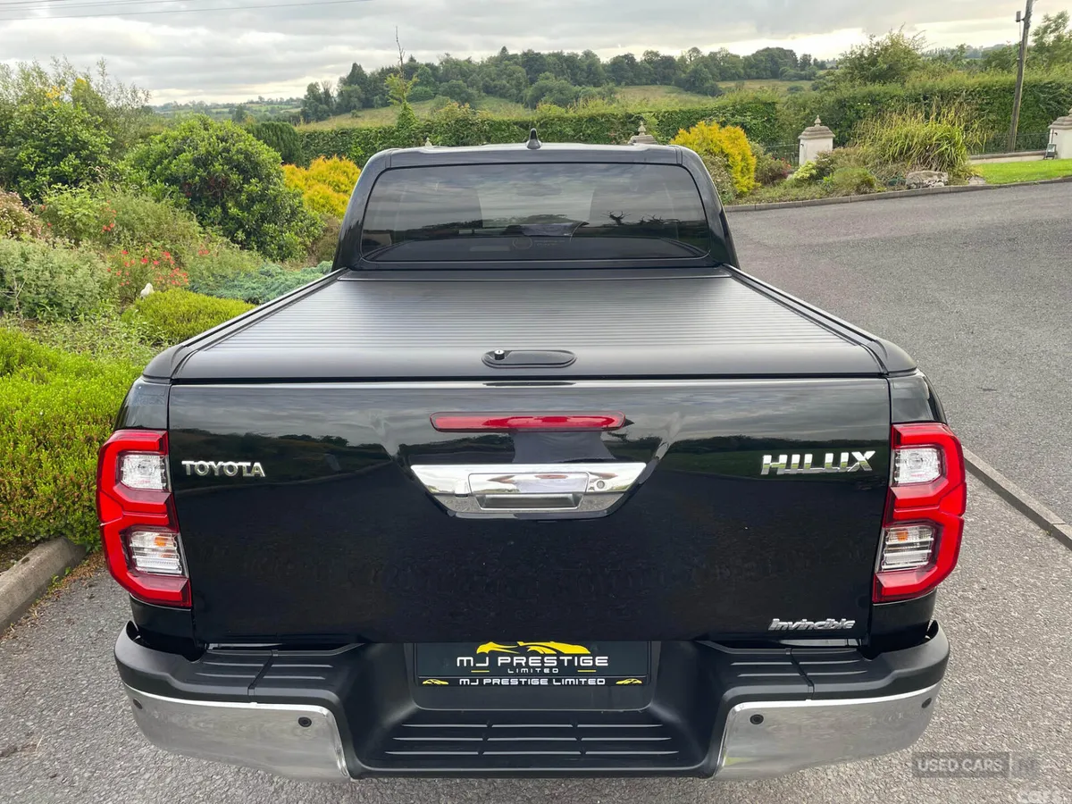 Toyota Hilux Pick Up, Diesel, 2024, Black