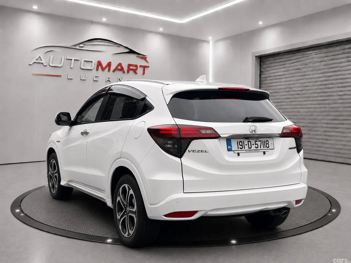 Honda Vezel Estate, Petrol Hybrid, 2019, White
