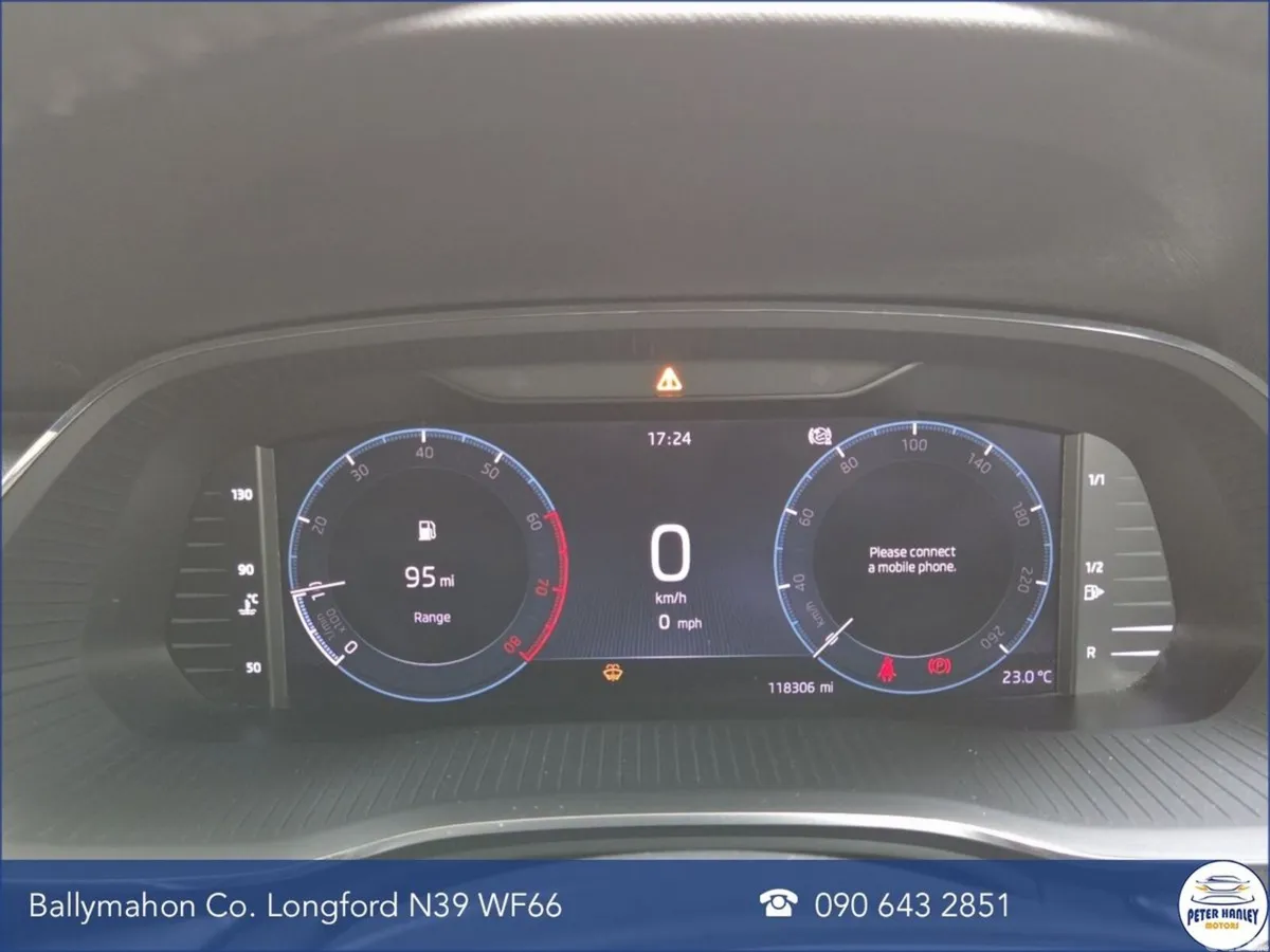 Skoda Octavia Saloon, Petrol, 2021, Silver
