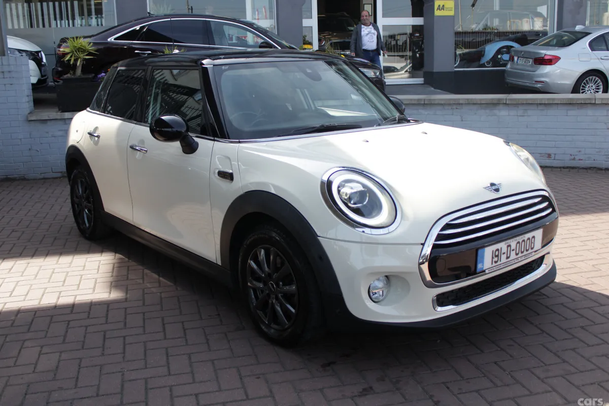 Mini Cooper Hatchback, Diesel, 2019, White