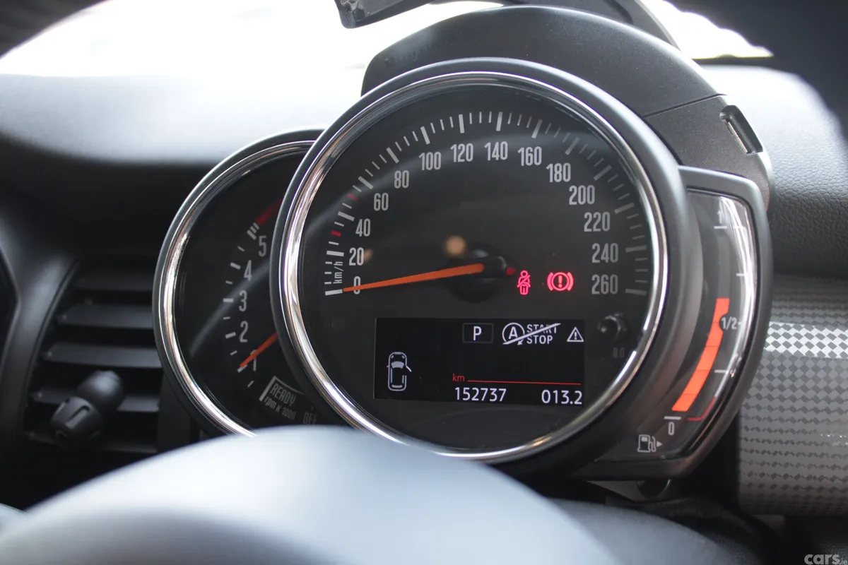 Mini Cooper Hatchback, Diesel, 2019, White