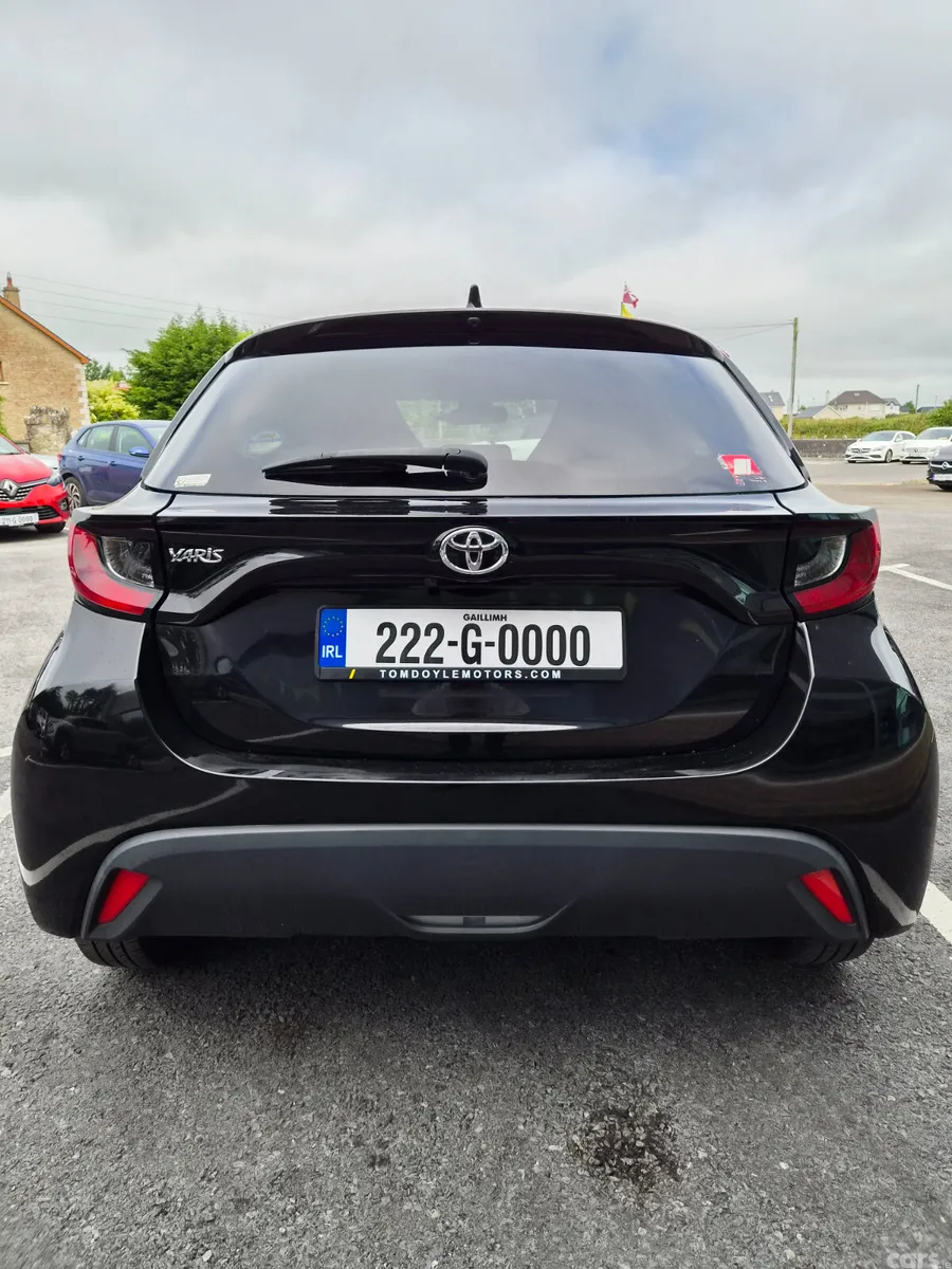 Toyota Yaris Hatchback, Petrol, 2022, Black