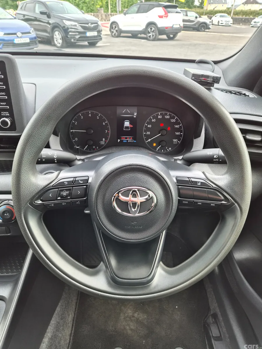 Toyota Yaris Hatchback, Petrol, 2022, Black