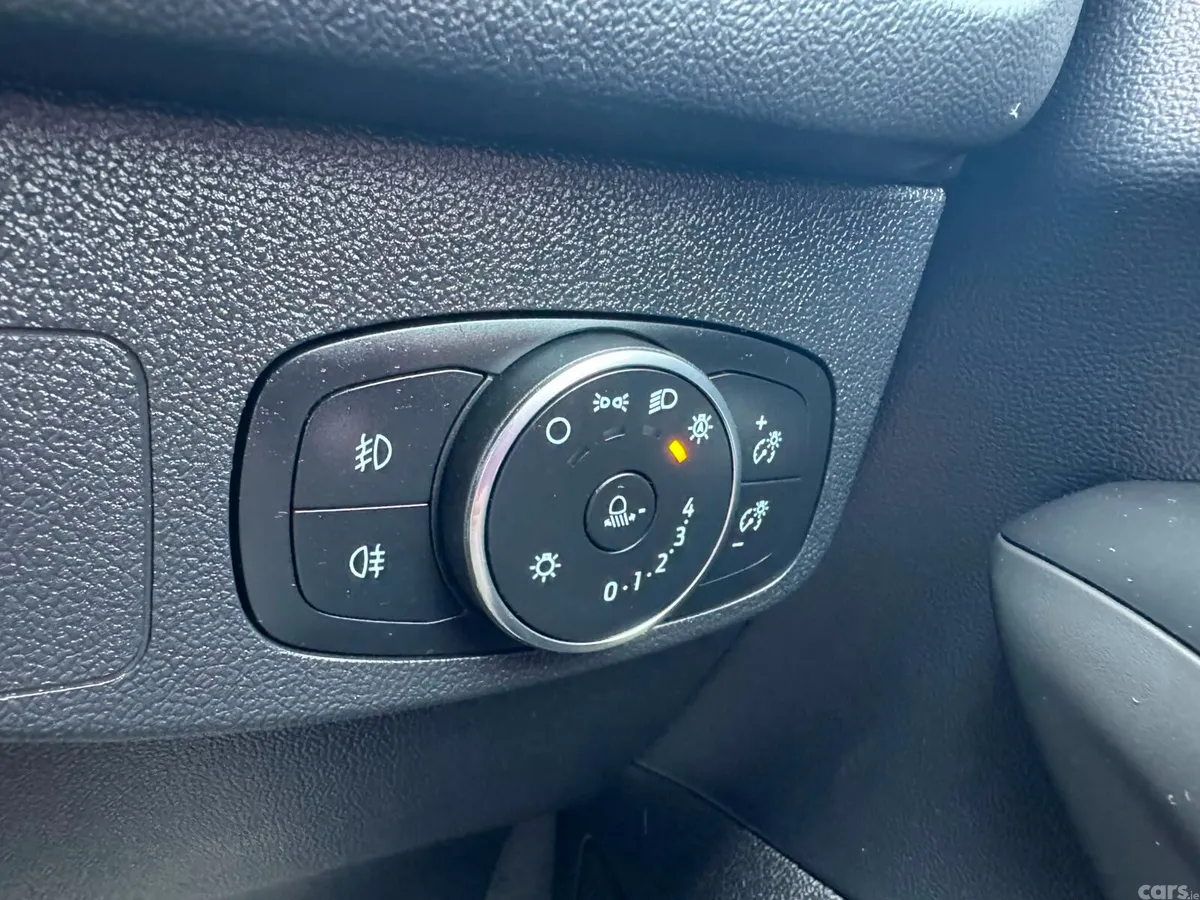 Ford Focus Hatchback, Petrol, 2022, Blue