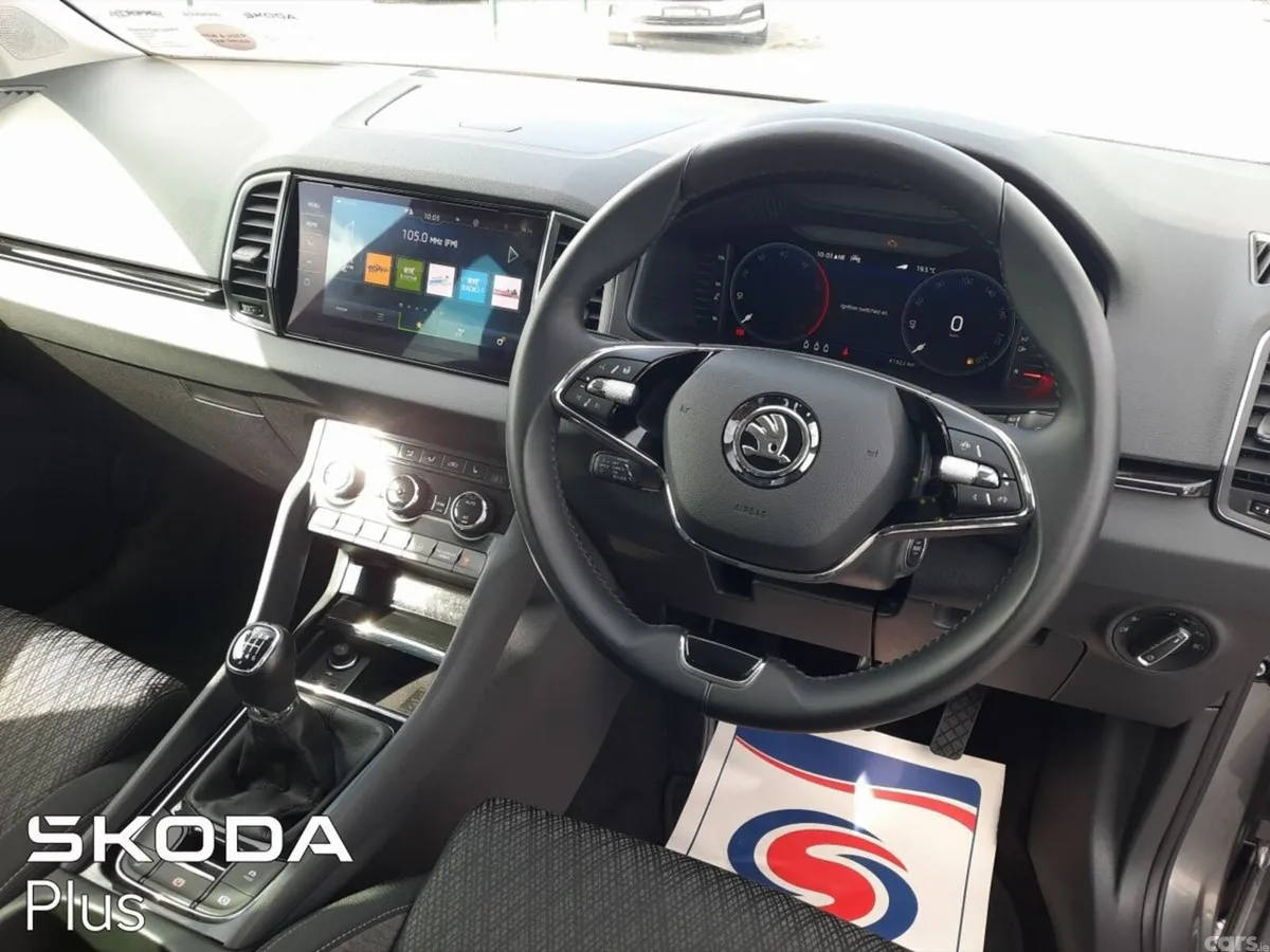 Skoda Karoq Hatchback, Diesel, 2023, Grey