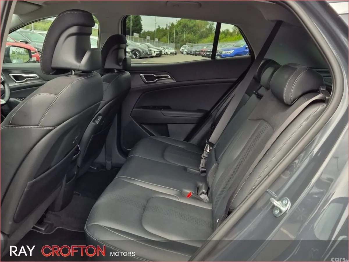 Kia Sportage SUV, Petrol Plug-in Hybrid, 2025, Grey