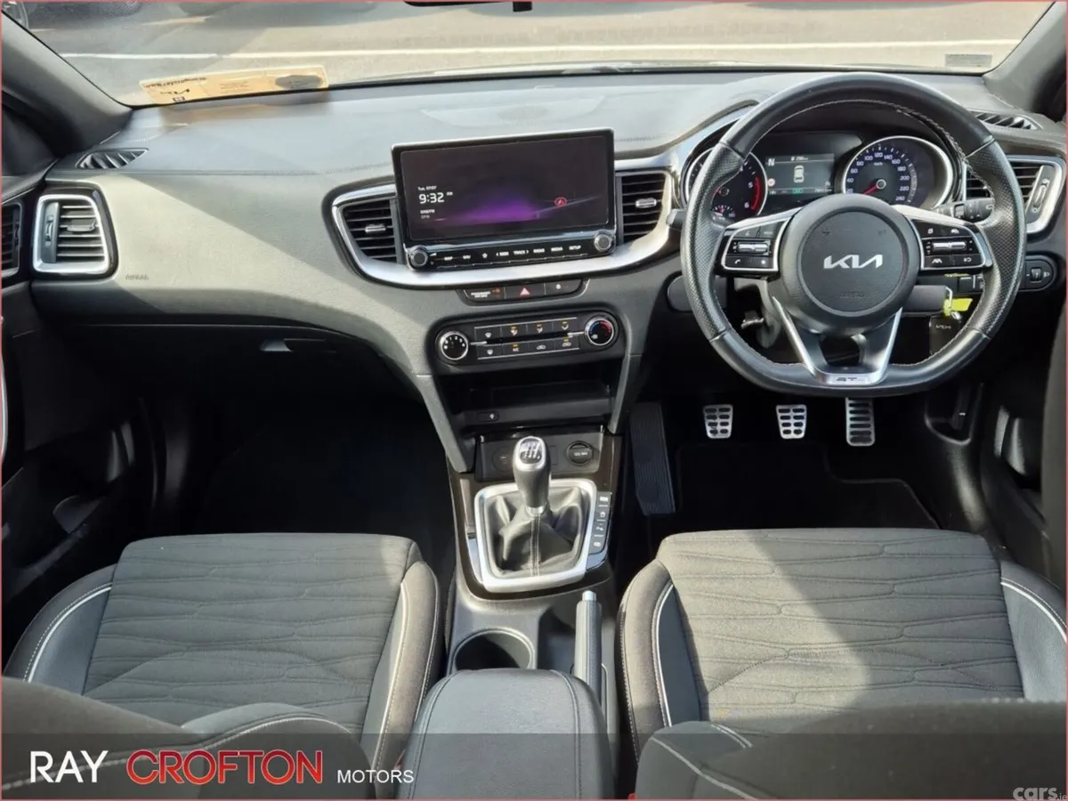 Kia Ceed Hatchback, Diesel Hybrid, 2024, Grey
