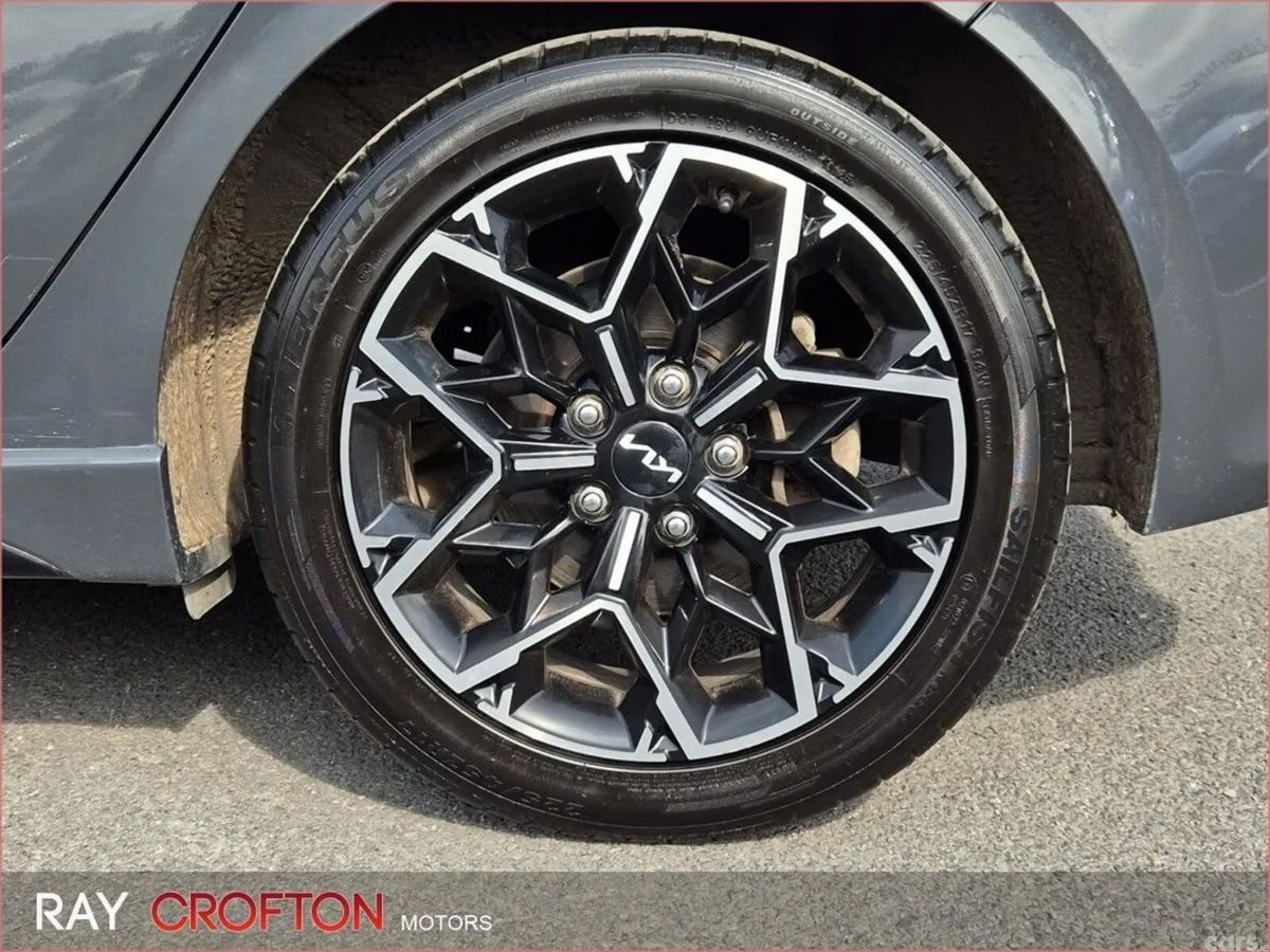 Kia Ceed Hatchback, Diesel Hybrid, 2024, Grey