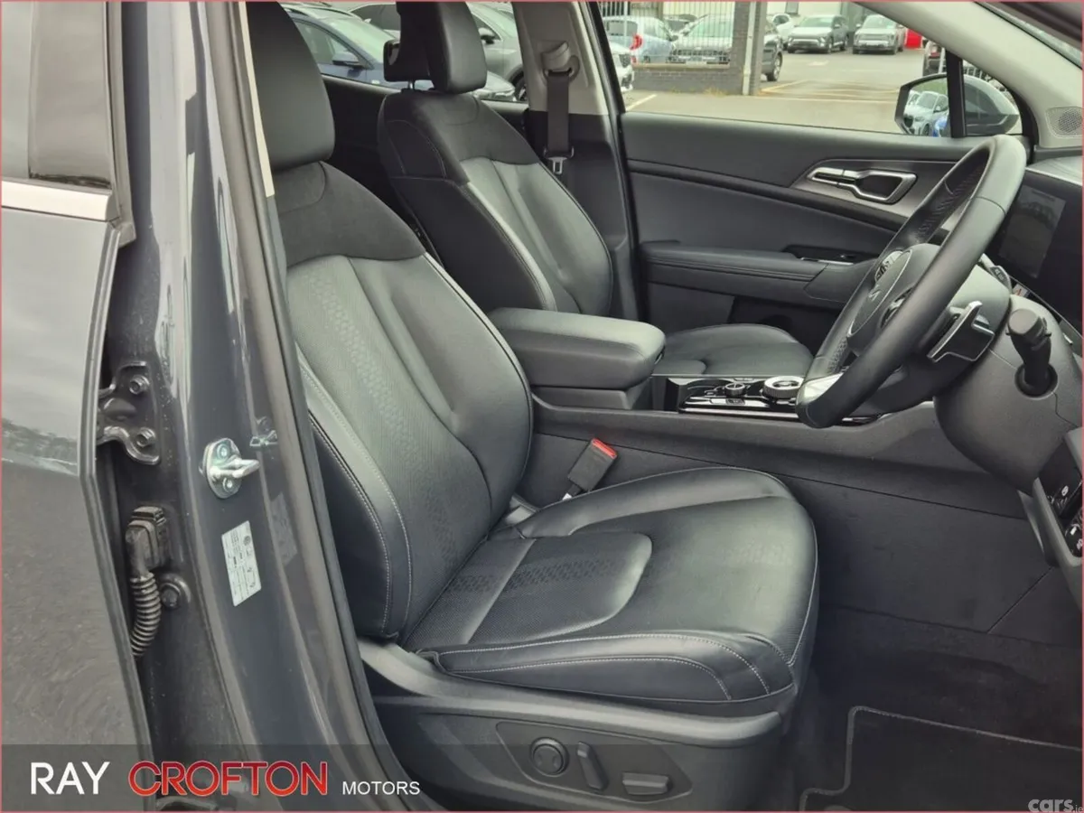 Kia Sportage SUV, Petrol Plug-in Hybrid, 2025, Grey