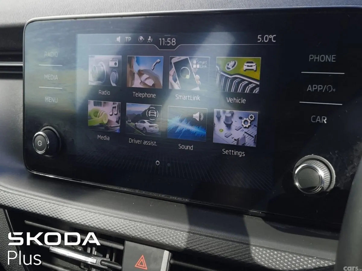 Skoda Kamiq SUV, Petrol, 2023, Grey