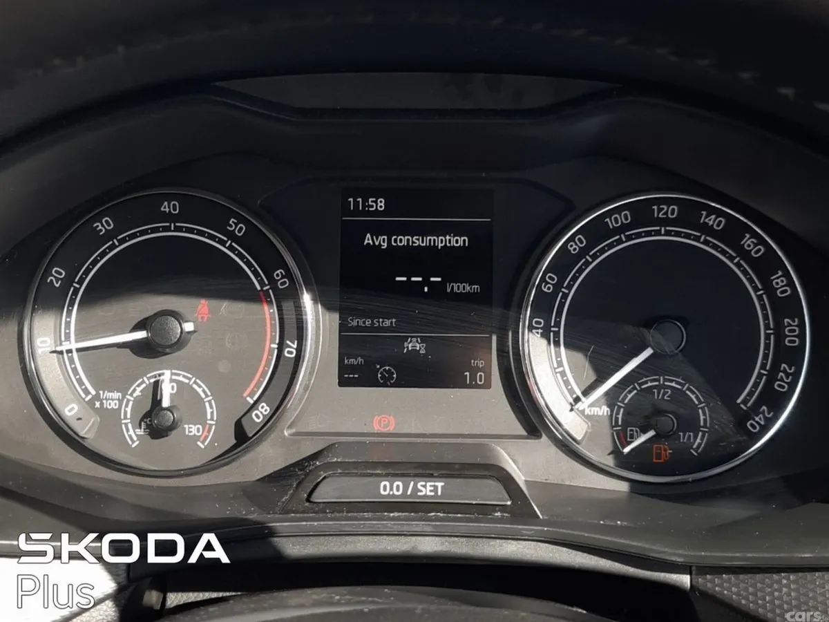 Skoda Kamiq SUV, Petrol, 2023, Grey