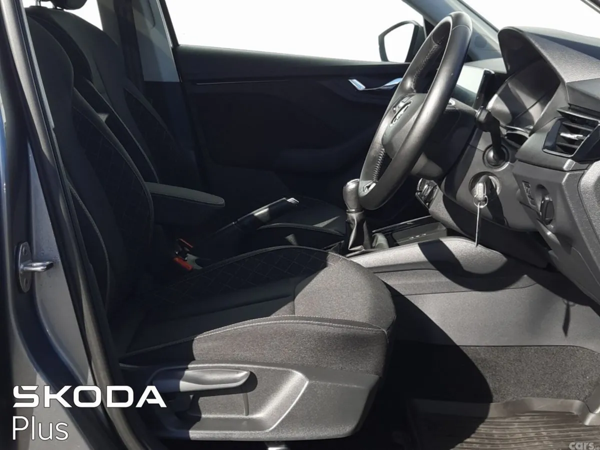 Skoda Kamiq SUV, Petrol, 2023, Grey