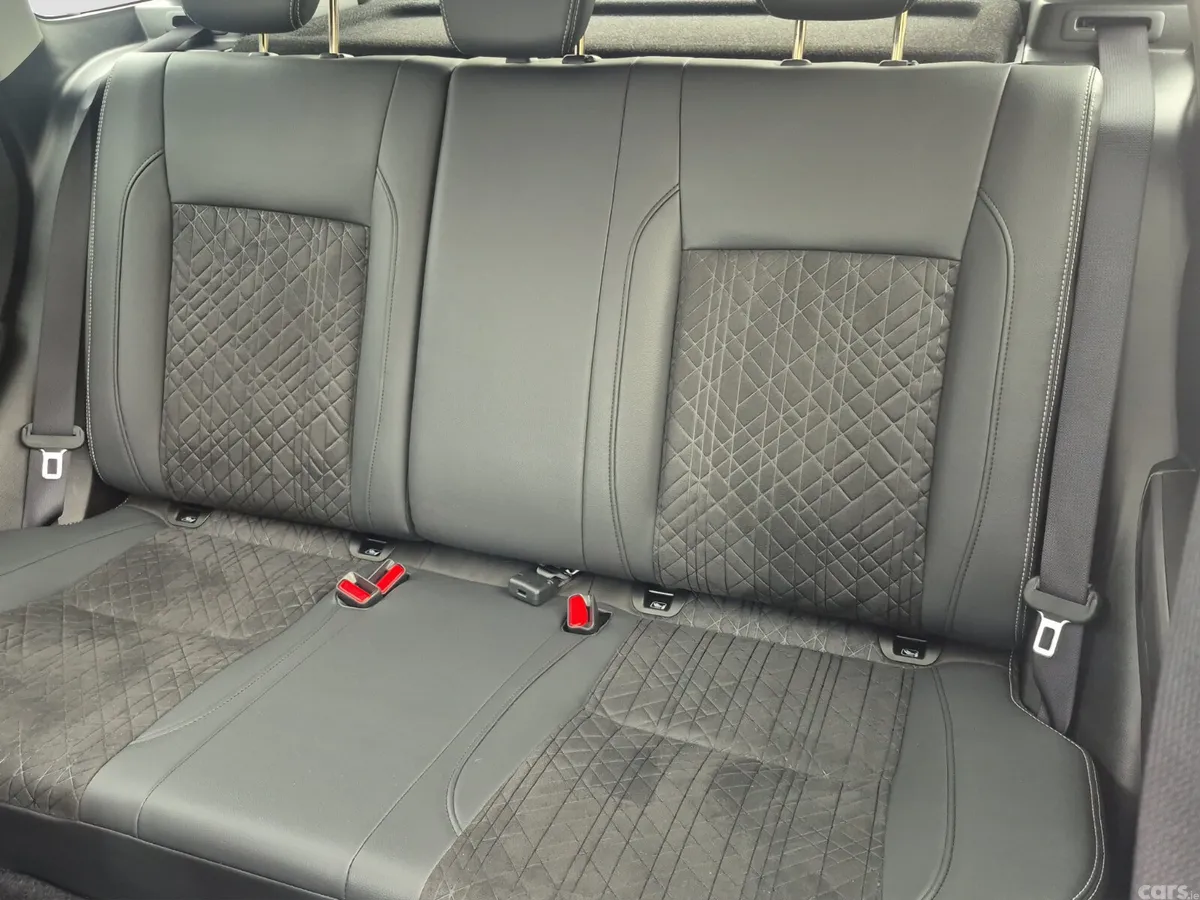 Suzuki Vitara SUV, Petrol Hybrid, 2025, Black