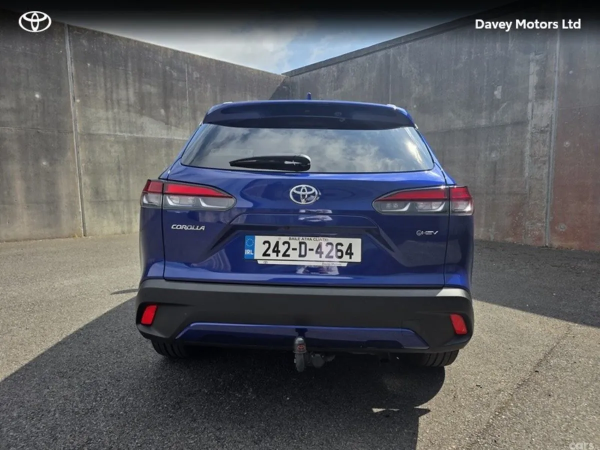 Toyota Corolla Cross SUV, Petrol Hybrid, 2024, Blue