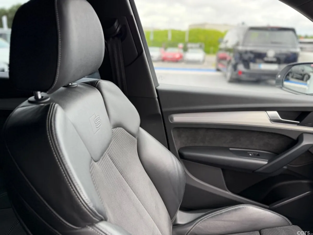 Audi Q5 SUV, Diesel, 2021, White