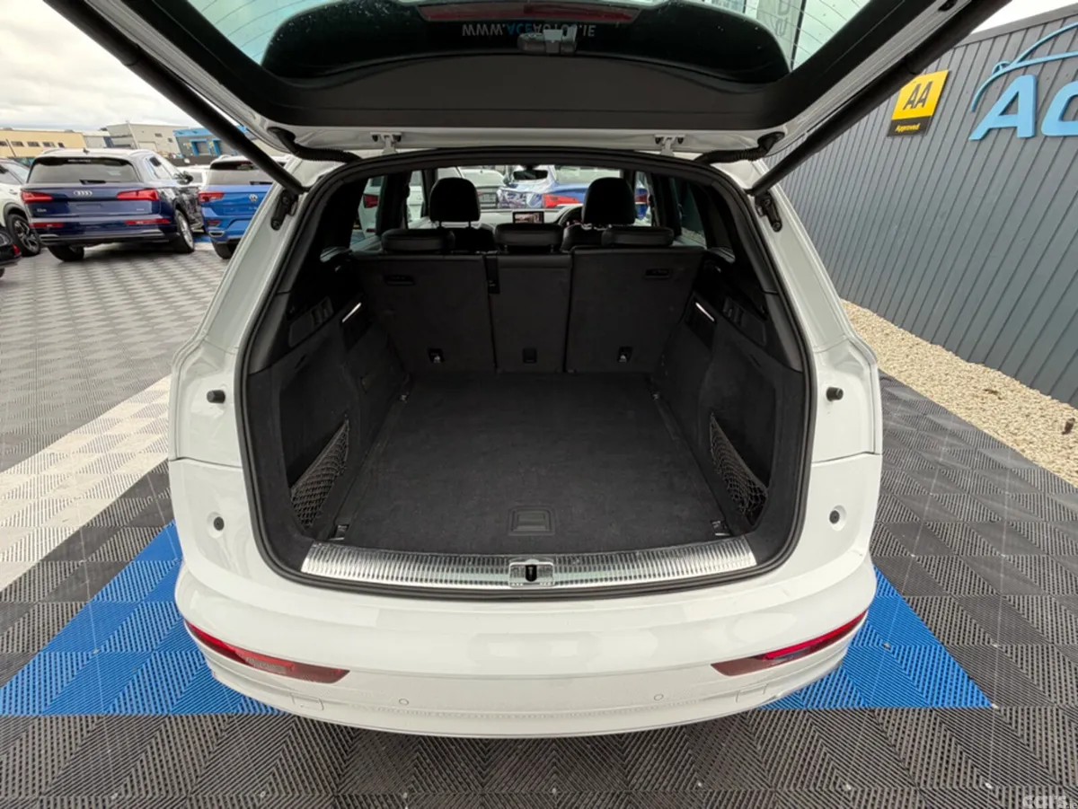 Audi Q5 SUV, Diesel, 2021, White